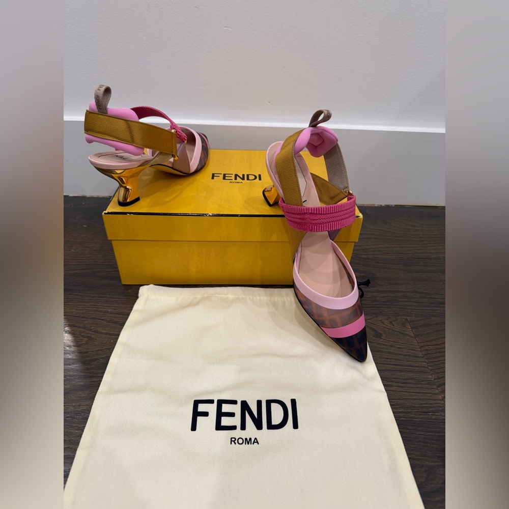 NEW in box Fendi Colibri Slingback Mesh Heels Size 37 Pink Shows Ff logo Brown